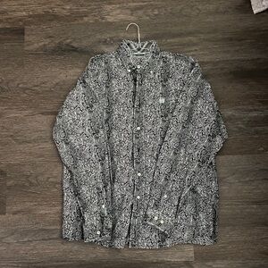 XS Cinch Black and White teal Paisley Button-Up Shirt